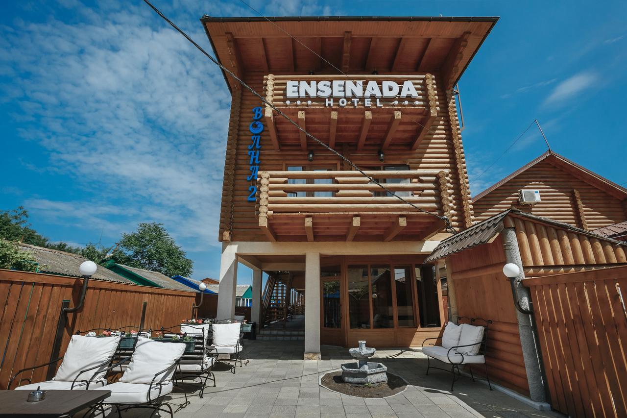 Ensenada Hotel Грибовка Екстериор снимка