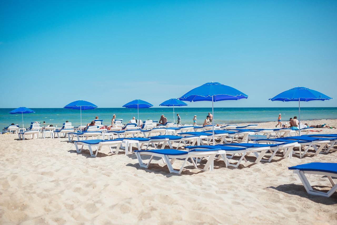 Ensenada Hotel Грибовка Екстериор снимка